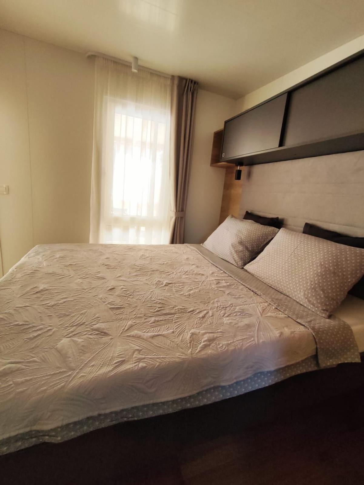 Mobile Home Kala บีโอกราดนาโมรู ภายนอก รูปภาพ