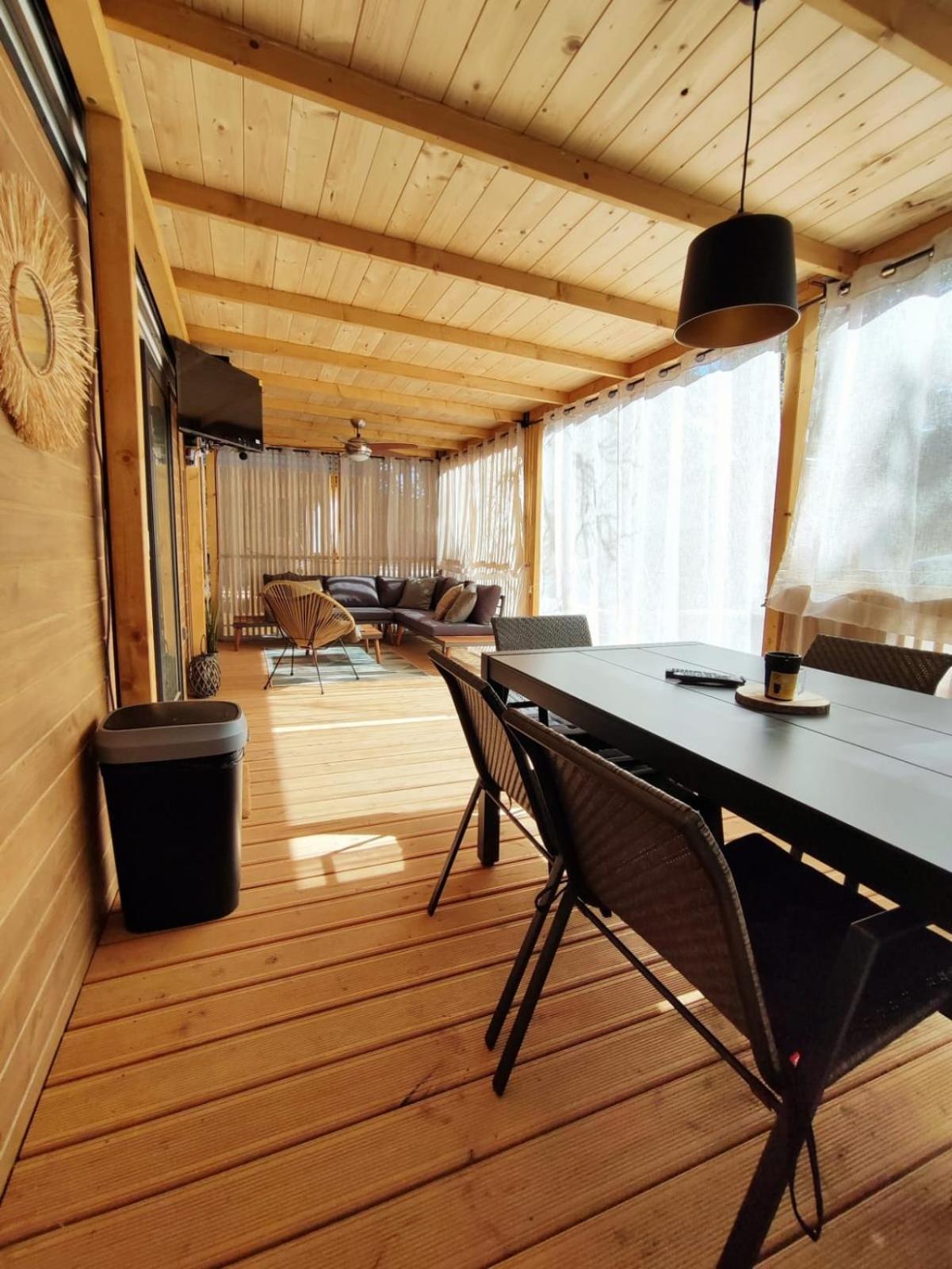 Mobile Home Kala บีโอกราดนาโมรู ภายนอก รูปภาพ