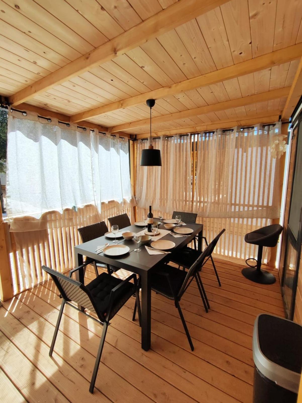 Mobile Home Kala บีโอกราดนาโมรู ภายนอก รูปภาพ